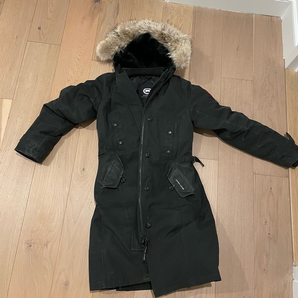 Canada Goose Jackets & Coats Canada Goose Womens Parka With Fur Trim Hood Size Small Poshmark